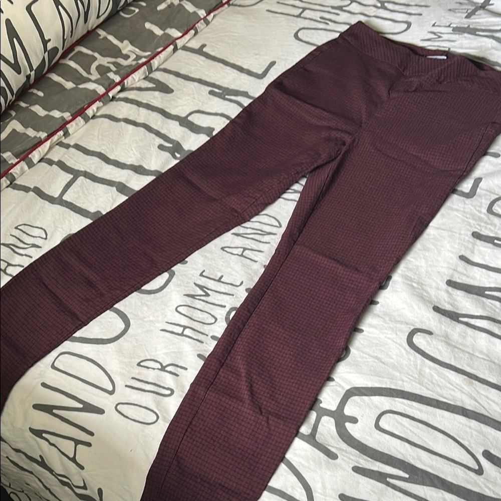 Women's Burgundy Skinny Pants